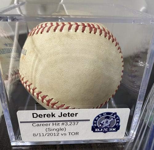 Derek Jeter Játék Használt Karrierje 3,237 Baseball, MLB Holo Hologram Yankees - MLB Baseball Játék, Használt